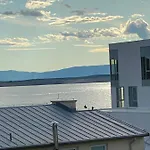Family Vesna- 100 M -center Guest house 3*