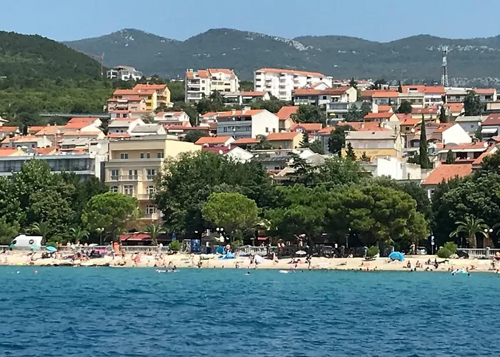 Family Vesna- 100 M -center 3*