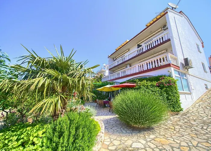 Gæstehus Family Vesna- 100 M -center Crikvenica